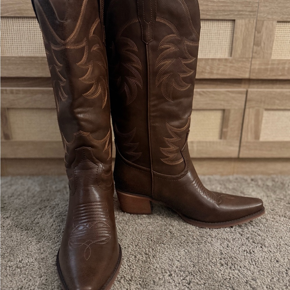 Classic Women's Brown Western High Boots